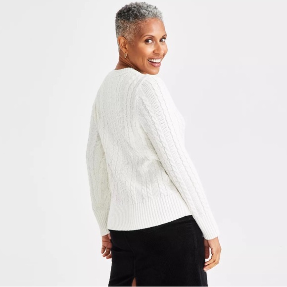 3/$30 STYLE & CO
V-Neck Silver Shine Cable-Knit Long-Sleeve Sweater XL NWT - Picture 2 of 11